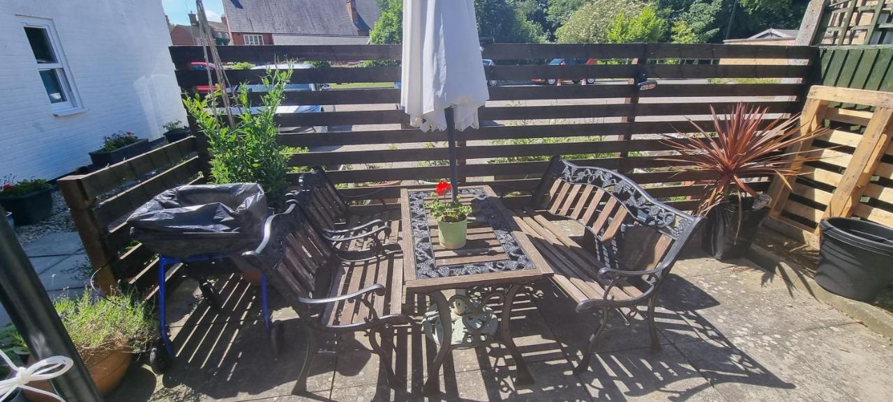Anchor House 2 East Street Alford Lincolnshire Ln13 9Eq Bed & Breakfast Dış mekan fotoğraf